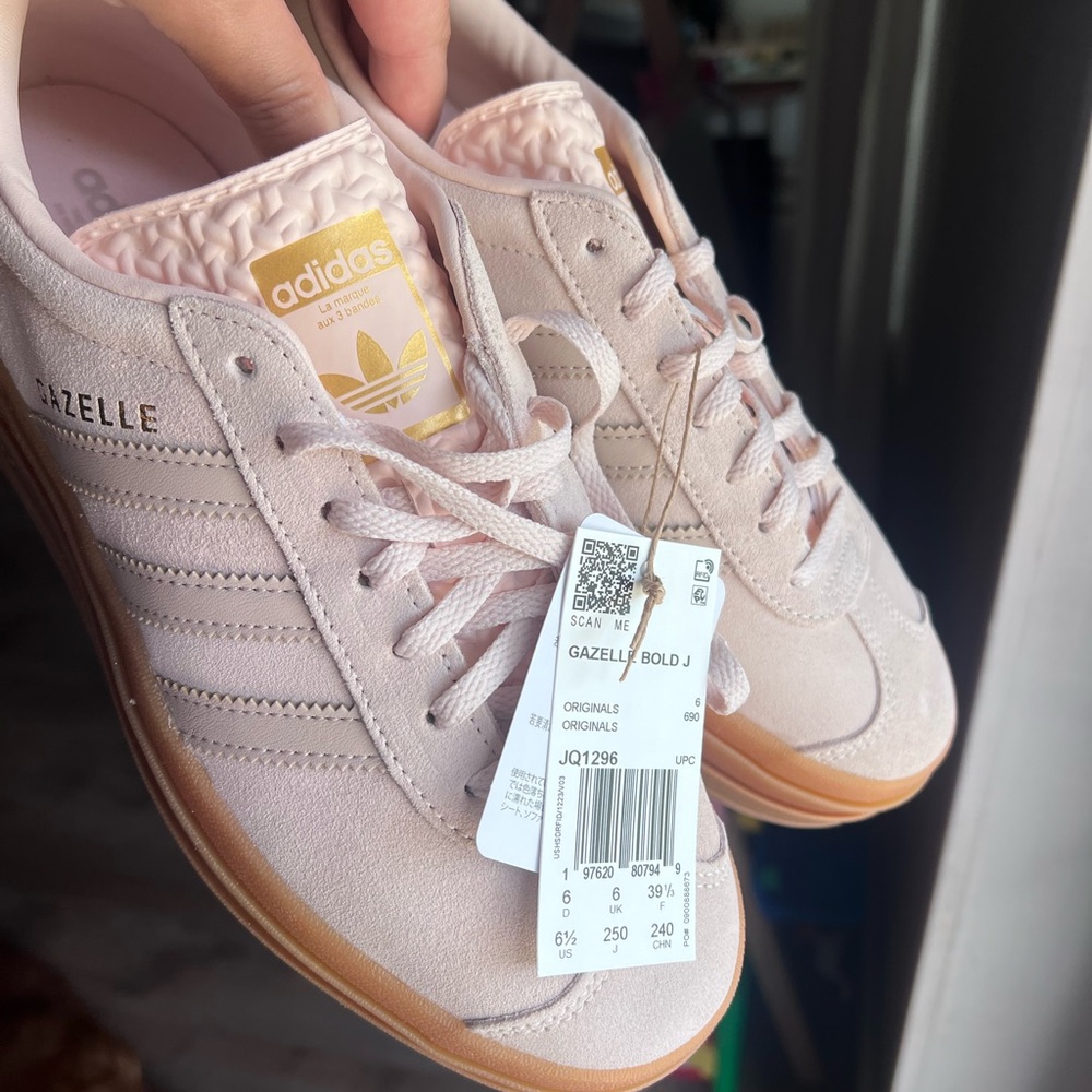 adidas Gazelle Platform Sneaker - Pale Pink with Orange-Tan Sole - Picture 2 of 3